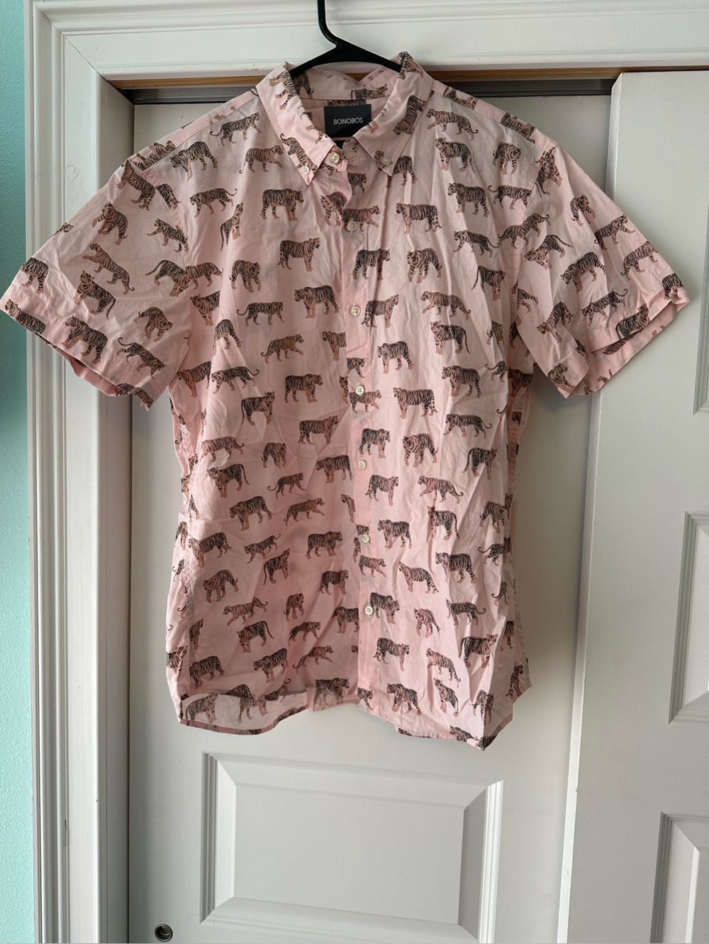 Bonobos Tiger Print Button Up Shirt Mens L Slim Fit Short Sleeve Pink Cotton